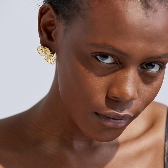 Gorgeous Butterfly Earrings - Picture 8 of 8